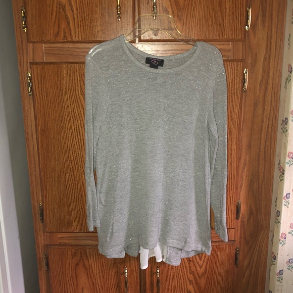 Gray Top - Picture 3 of 5